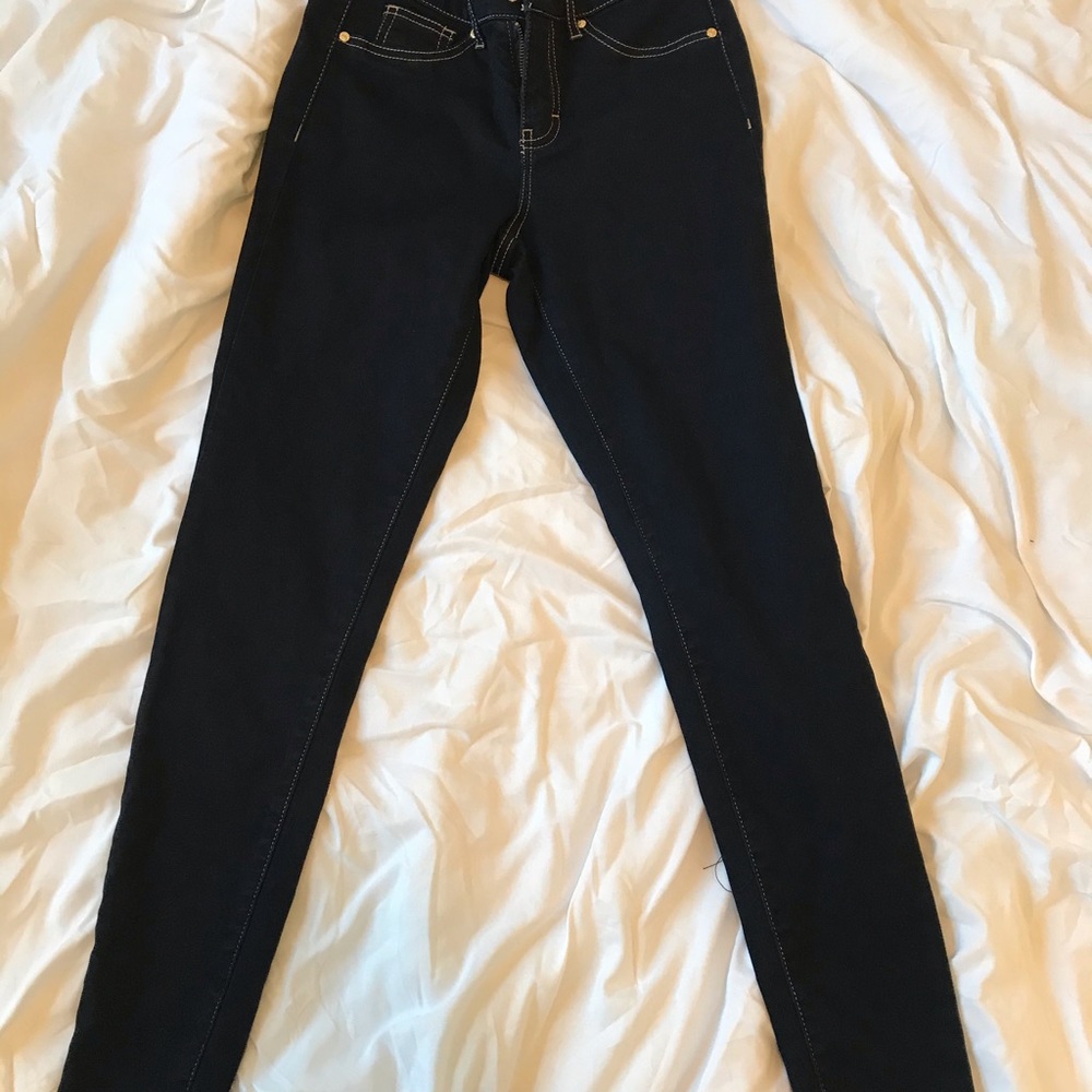 Jennifer Lopez stretchy denim jeans .size 4 - Picture 3 of 8